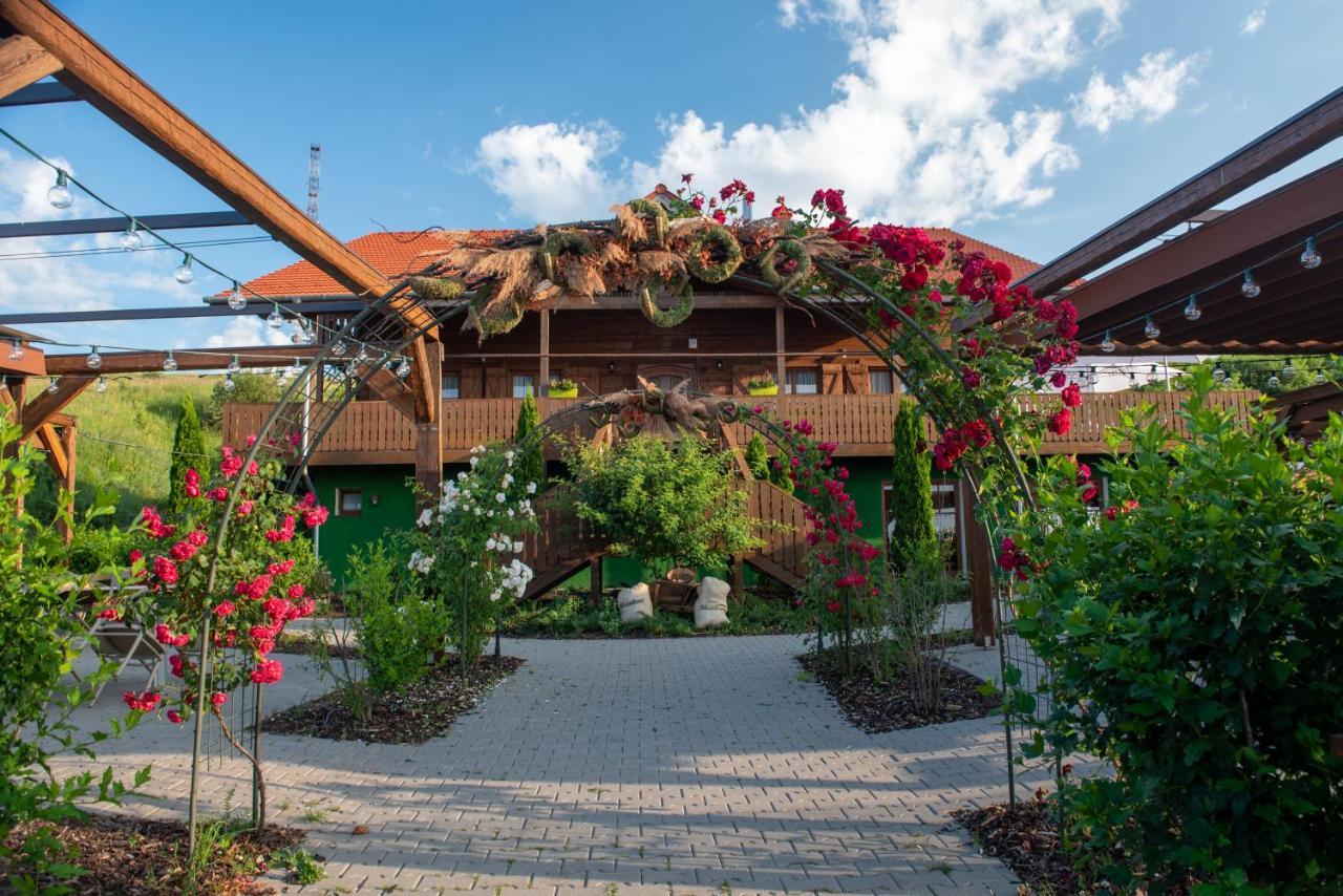 Trovantland Cluj-Napoca Exterior foto